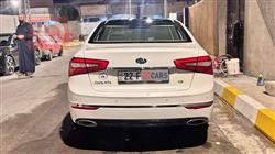 كيا كادينزا